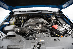 Zmogljiv trilitrski V6 turbodizel s 177 kW (241 KM) na sto kilometrov popije okoli enajst litrov goriva.