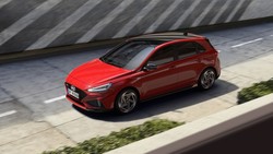 Hyundai i30: N odhaja v zgodovino, ostali v lepotni salon