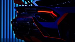 Lamborghini huracan STJ: Lamborghinijev zadnji ples za V10