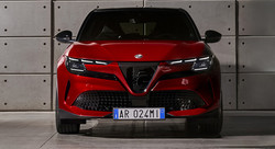 Alfa Romeo: Alfa z modelom milano krši italijansko zakonodajo