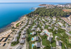 Aminess Planet Camping Sirena bo od sredine maja bogatejši za 106 vrhunskih hišk – najboljše bodo imele tudi zasebne ogrevane bazene. (fotoilustracija)