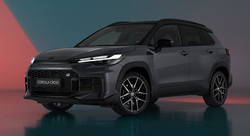 Toyota corolla cross: Corolla cross je šla pod nož