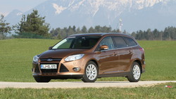 Ford focus 1.6 TDCi 77 kW econetic 99g titanium: Varčno brez odrekanj
