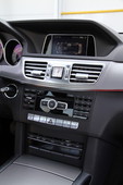 Mercedes-benz E 300 bluetec hybrid: Hibrid po meri voznika