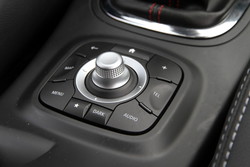 Renault megane TCe 130 energy GT line: Z novimi aduti ostaja v igri