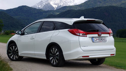 Honda civic tourer: Prišel je karavanski civic