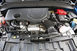 Testni avtomobil je poganjal z blagim hibridom podprt 1,5-litrski bencinar s 96 kW (131 KM); na voljo sta še enako močan dizel in hibrid s 118 kW (160 KM).