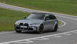 BMW M3 competition M xDrive touring: Če bi stavili ...