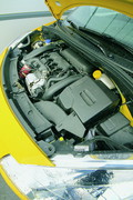 Najmočnejši motor, 1,6-litrski prisilno polnjen bencinar z močjo 115 kW (156 KM), se odlično ujame s športno uglašenim podvozjem.