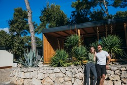 Najbolj imenitne hiške so Glamping (Family) de Lux z odlično opremljeno teraso.