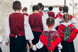 Program Krk Music Festa (21.–23. 6.) vključuje tudi predstave tradicionalnih krških plesov in glasbe, ki so na Unescovem seznamu nematerialne dediščine.