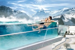 Bazen Skyline v Tauern Spa Kaprun, foto Tauern Spa Kaprun
