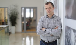 Intervju - Dr. Robert Dominko: Intervju: Dr. Robert Dominko - Cilj Evrope je proizvajati najboljše baterije na svetu
